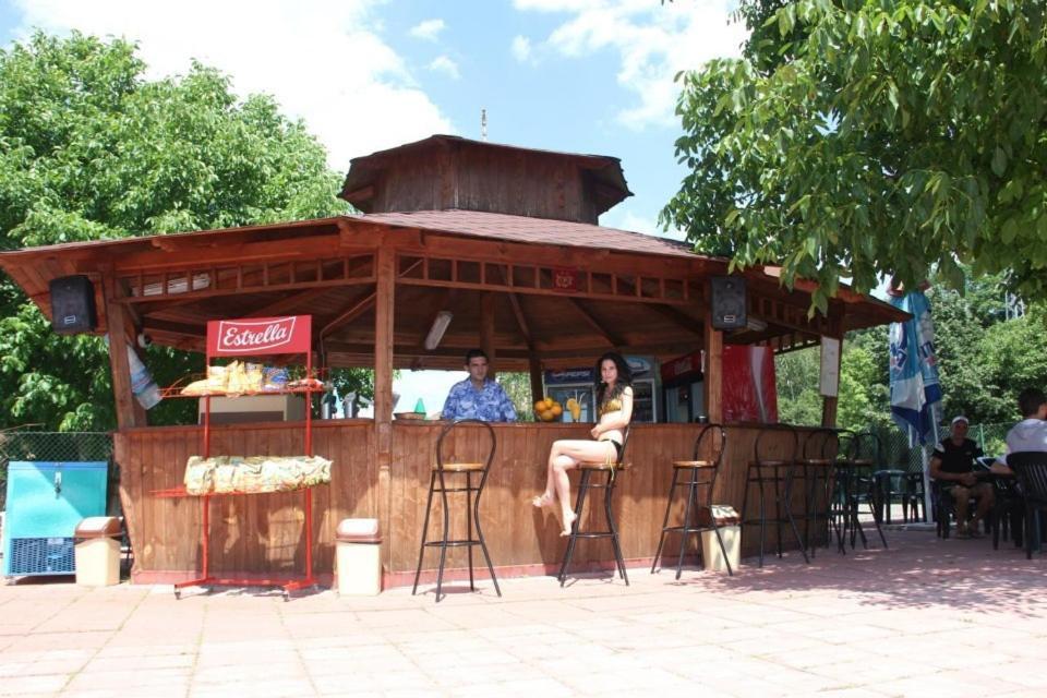 Park Hotel Dryanovo Exterior photo